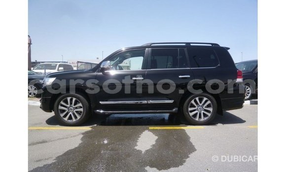 Buy Import Toyota Land Cruiser Black Car in Import - Dubai in Maseru Buy Import Toyota Land Cruiser Black Car in Import - Dubai in Maseru