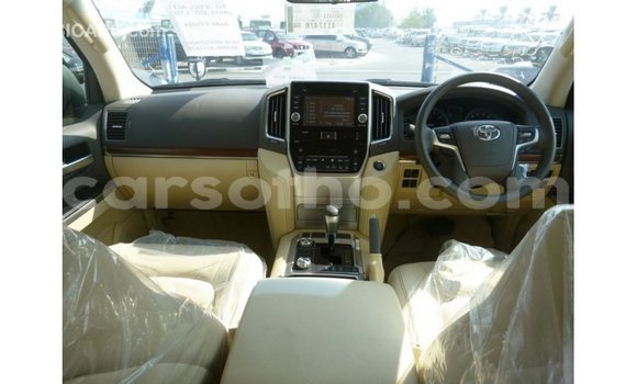 Buy Import Toyota Land Cruiser Black Car in Import - Dubai in Maseru Buy Import Toyota Land Cruiser Black Car in Import - Dubai in Maseru
