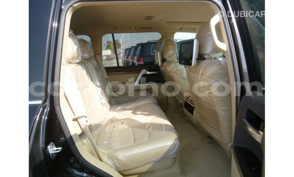 Buy Import Toyota Land Cruiser Black Car in Import - Dubai in Maseru Buy Import Toyota Land Cruiser Black Car in Import - Dubai in Maseru
