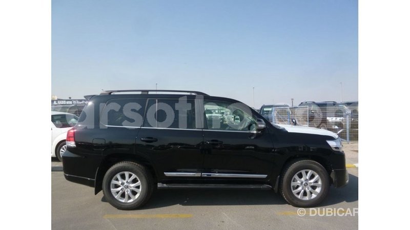 Big with watermark toyota land cruiser maseru import dubai 16556