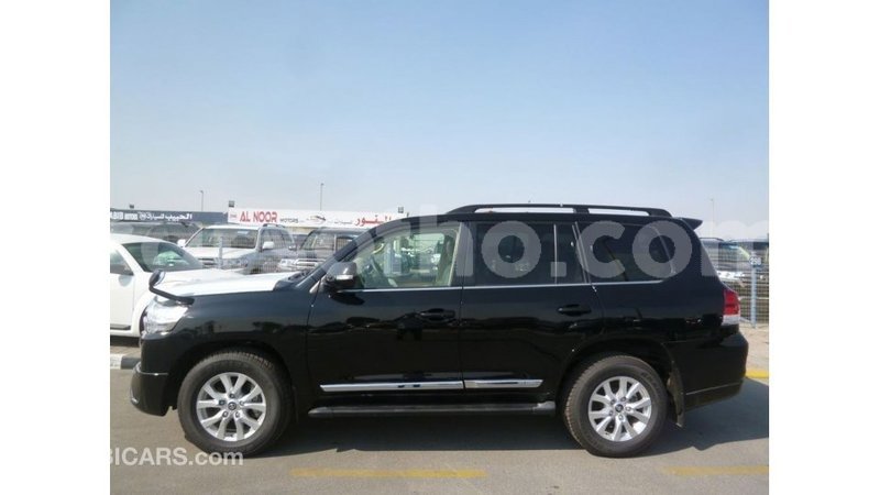 Big with watermark toyota land cruiser maseru import dubai 16556