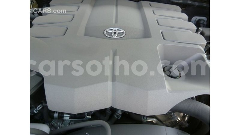 Big with watermark toyota land cruiser maseru import dubai 16556