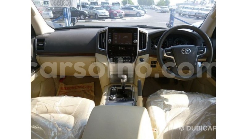 Big with watermark toyota land cruiser maseru import dubai 16557