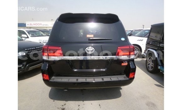 اشتري Imported Toyota Land Cruiser Black سيارة في Import - Dubai في Maseru اشتري Imported Toyota Land Cruiser Black سيارة في Import - Dubai في Maseru