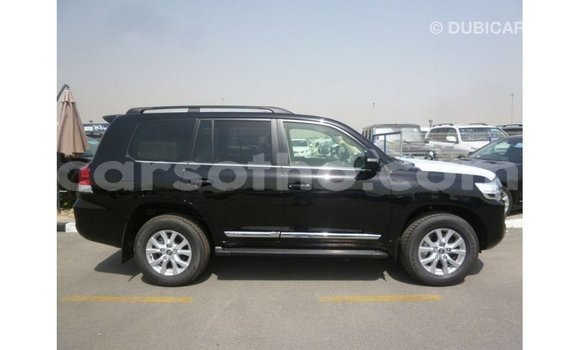 اشتري Imported Toyota Land Cruiser Black سيارة في Import - Dubai في Maseru اشتري Imported Toyota Land Cruiser Black سيارة في Import - Dubai في Maseru