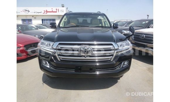 Sayi Imported Toyota Land Cruiser Black Mota in Import - Dubai a Maseru Sayi Imported Toyota Land Cruiser Black Mota in Import - Dubai a Maseru