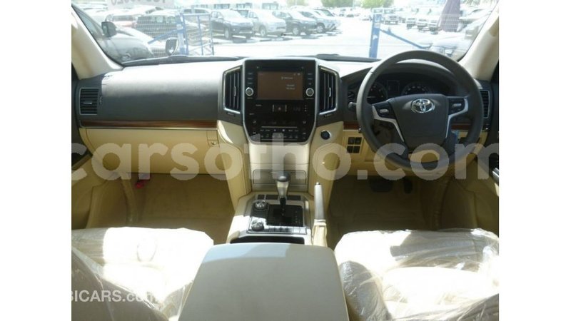 Big with watermark toyota land cruiser maseru import dubai 16560