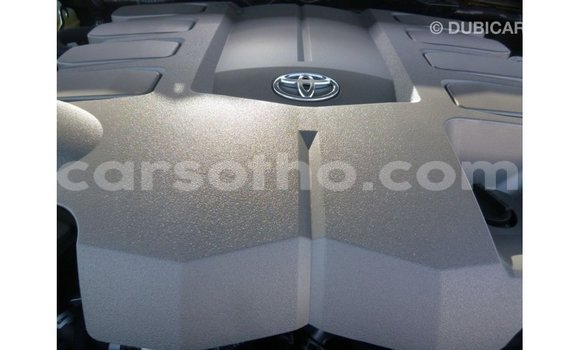 Sayi Imported Toyota Land Cruiser Black Mota in Import - Dubai a Maseru Sayi Imported Toyota Land Cruiser Black Mota in Import - Dubai a Maseru