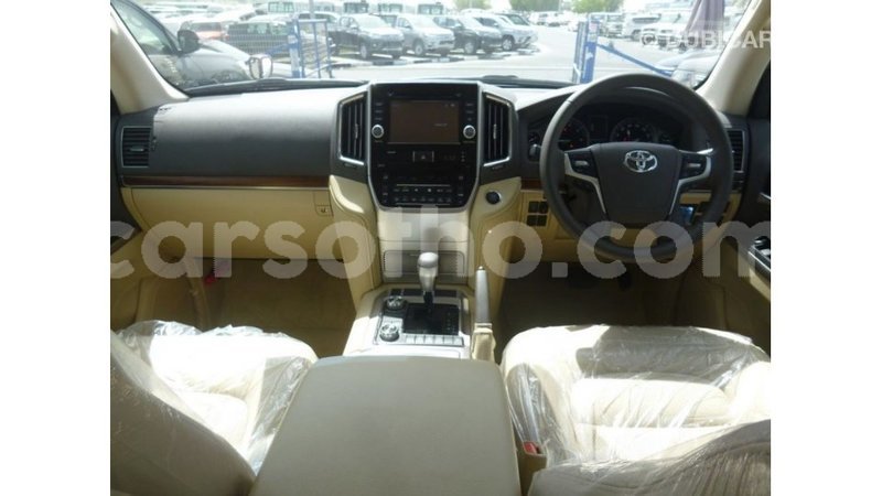 Big with watermark toyota land cruiser maseru import dubai 16561