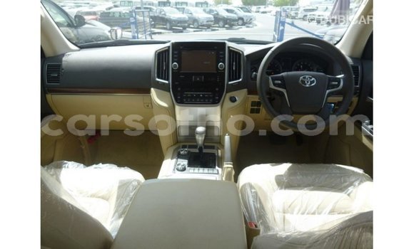 Sayi Imported Toyota Land Cruiser Other Mota in Import - Dubai a Maseru Sayi Imported Toyota Land Cruiser Other Mota in Import - Dubai a Maseru
