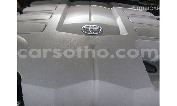Sayi Imported Toyota Land Cruiser Black Mota in Import - Dubai a Maseru Sayi Imported Toyota Land Cruiser Black Mota in Import - Dubai a Maseru