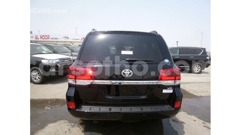 Big with watermark toyota land cruiser maseru import dubai 16563