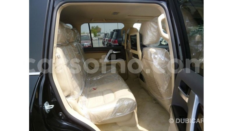 Big with watermark toyota land cruiser maseru import dubai 16563