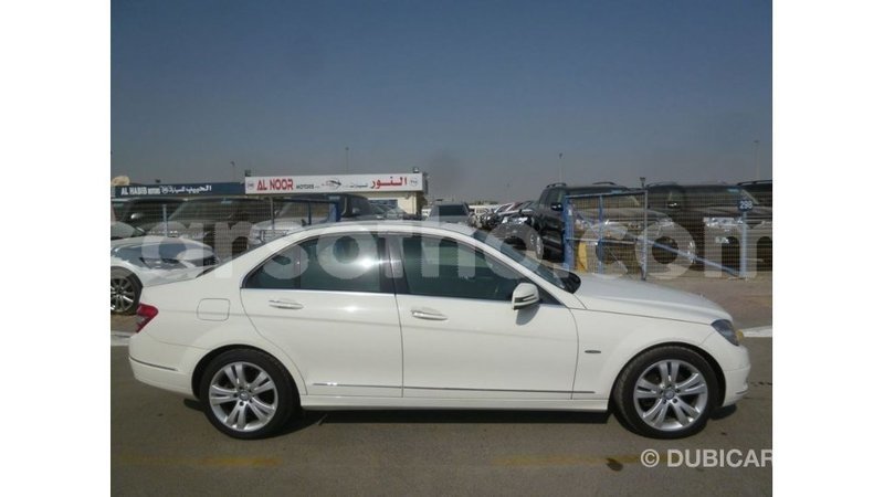 Big with watermark mercedes benz 200 maseru import dubai 16566