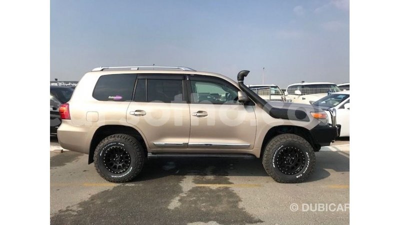 Big with watermark toyota land cruiser maseru import dubai 16569