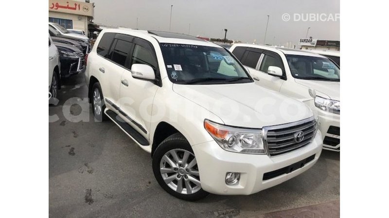 Big with watermark toyota land cruiser maseru import dubai 16570