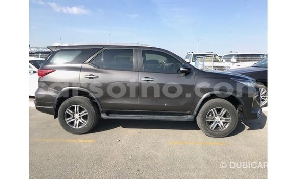 Sayi Imported Toyota Fortuner Other Mota in Import - Dubai a Maseru Sayi Imported Toyota Fortuner Other Mota in Import - Dubai a Maseru