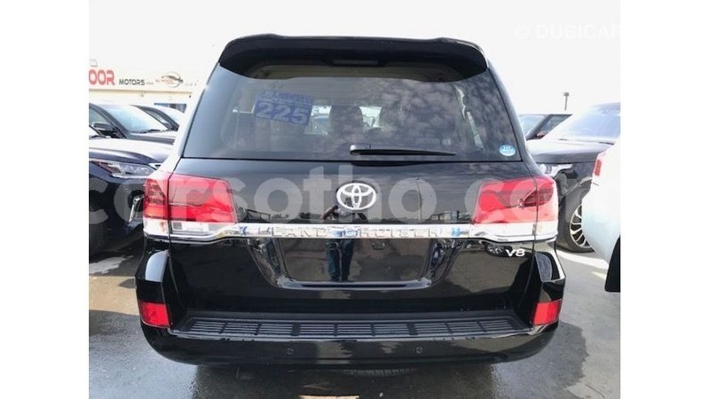 Big with watermark toyota land cruiser maseru import dubai 16574