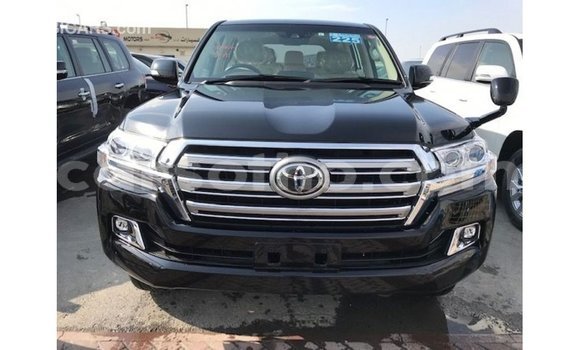 Buy Import Toyota Land Cruiser Black Car in Import - Dubai in Maseru Buy Import Toyota Land Cruiser Black Car in Import - Dubai in Maseru