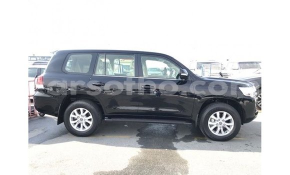 Buy Import Toyota Land Cruiser Black Car in Import - Dubai in Maseru Buy Import Toyota Land Cruiser Black Car in Import - Dubai in Maseru