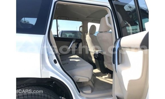 اشتري Imported Toyota Prado White سيارة في Import - Dubai في Maseru اشتري Imported Toyota Prado White سيارة في Import - Dubai في Maseru