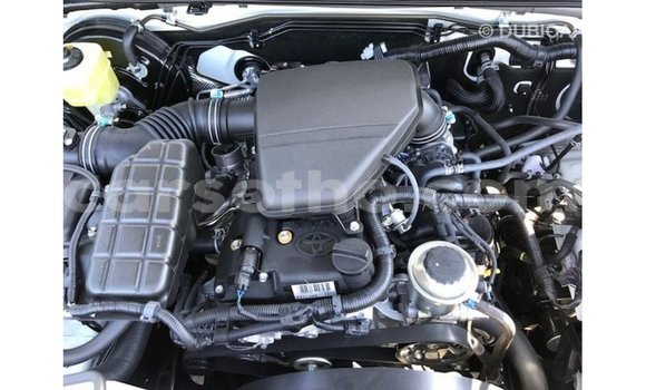 اشتري Imported Toyota Prado White سيارة في Import - Dubai في Maseru اشتري Imported Toyota Prado White سيارة في Import - Dubai في Maseru