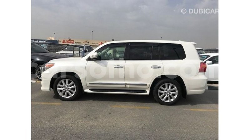 Big with watermark toyota land cruiser maseru import dubai 16578