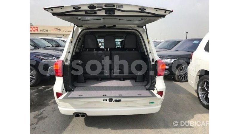 Big with watermark toyota land cruiser maseru import dubai 16578