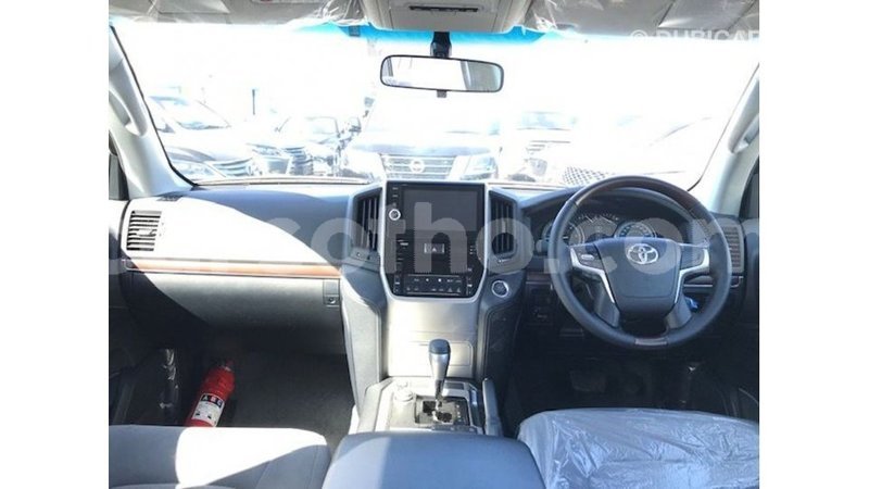 Big with watermark toyota land cruiser maseru import dubai 16579