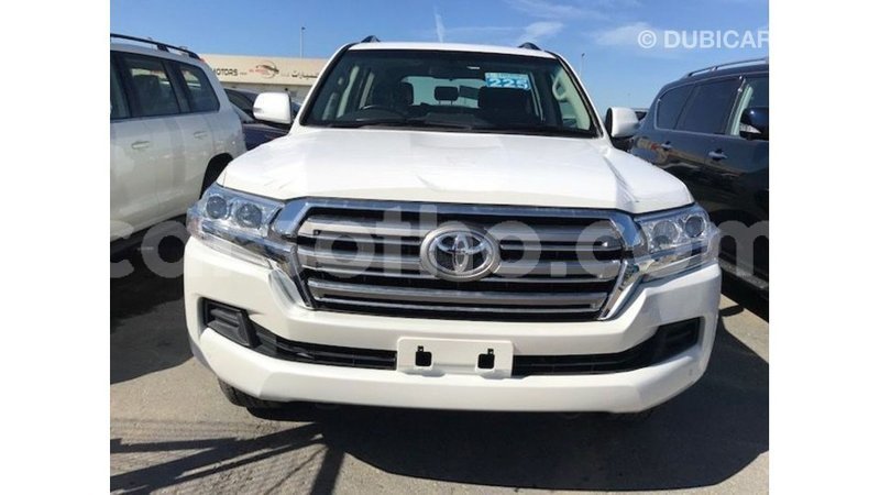 Big with watermark toyota land cruiser maseru import dubai 16579
