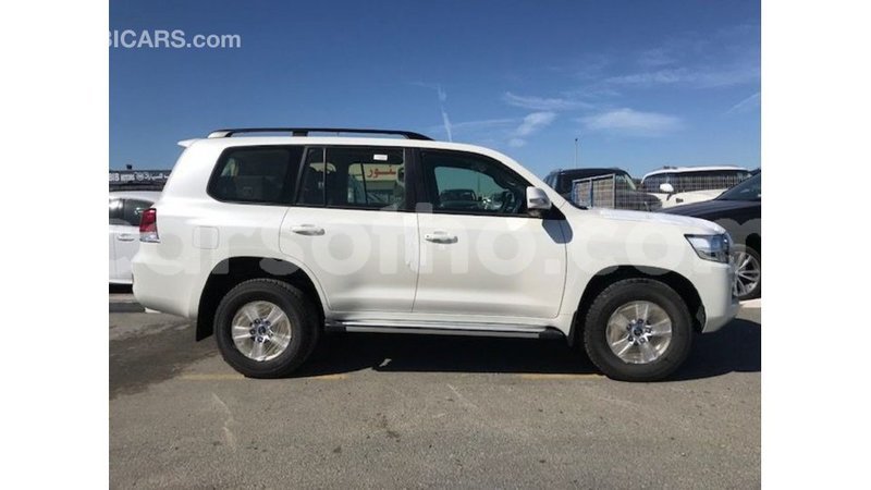 Big with watermark toyota land cruiser maseru import dubai 16579
