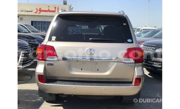 Sayi Imported Toyota Land Cruiser Other Mota in Import - Dubai a Maseru Sayi Imported Toyota Land Cruiser Other Mota in Import - Dubai a Maseru