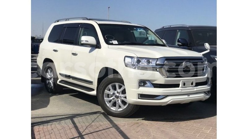 Big with watermark toyota land cruiser maseru import dubai 16581