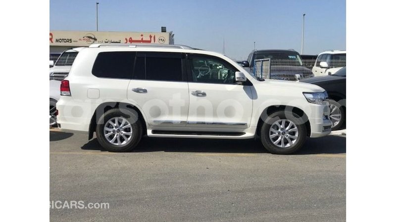 Big with watermark toyota land cruiser maseru import dubai 16581
