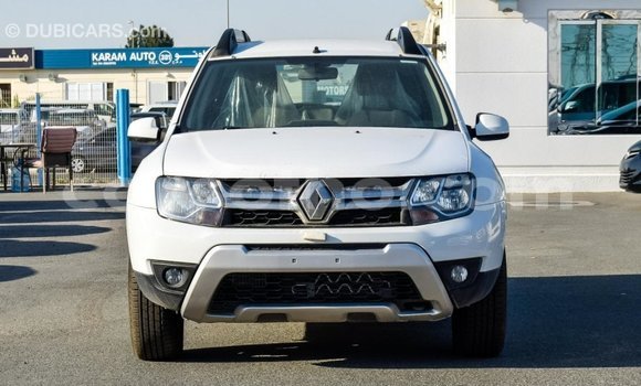 اشتري Imported Renault Duster White سيارة في Import - Dubai في Maseru اشتري Imported Renault Duster White سيارة في Import - Dubai في Maseru