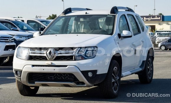 اشتري Imported Renault Duster White سيارة في Import - Dubai في Maseru اشتري Imported Renault Duster White سيارة في Import - Dubai في Maseru