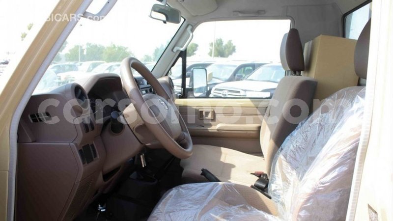 Big with watermark toyota land cruiser maseru import dubai 16593