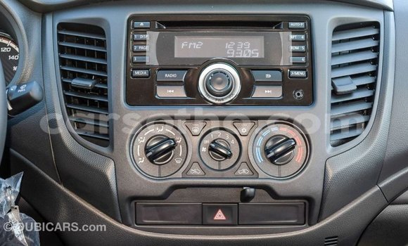 اشتري Imported Mitsubishi L200 White سيارة في Import - Dubai في Maseru اشتري Imported Mitsubishi L200 White سيارة في Import - Dubai في Maseru