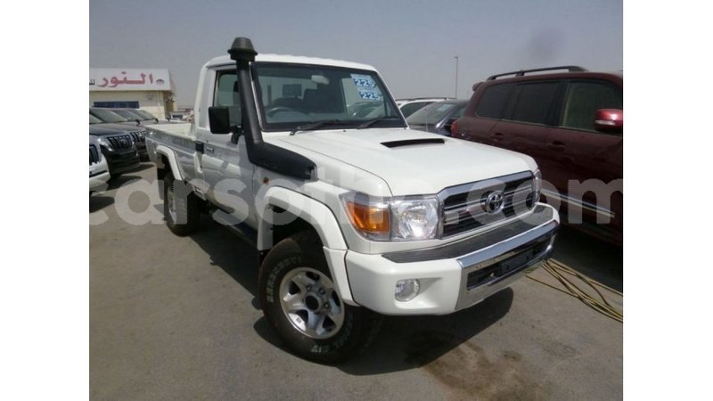 Big with watermark toyota land cruiser maseru import dubai 16599