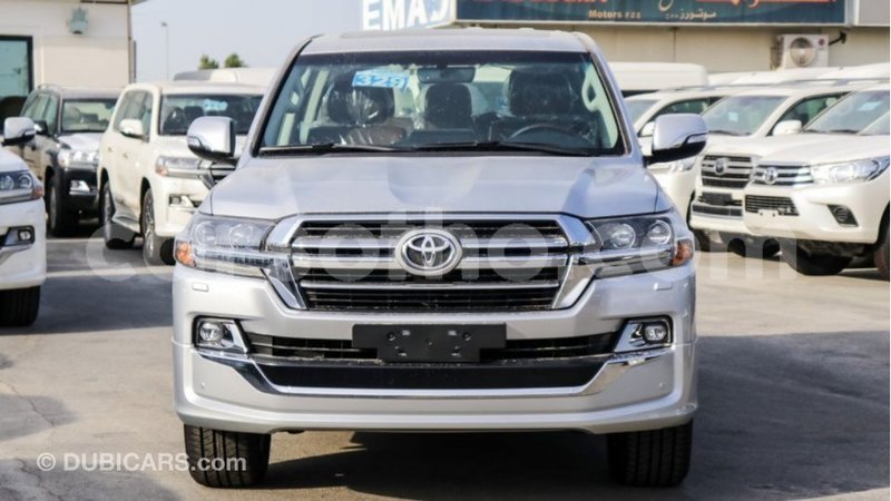 Big with watermark toyota land cruiser maseru import dubai 16602