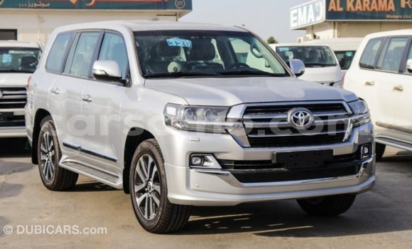 اشتري Imported Toyota Land Cruiser Other سيارة في Import - Dubai في Maseru اشتري Imported Toyota Land Cruiser Other سيارة في Import - Dubai في Maseru