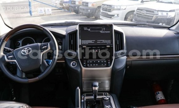 اشتري Imported Toyota Land Cruiser Other سيارة في Import - Dubai في Maseru اشتري Imported Toyota Land Cruiser Other سيارة في Import - Dubai في Maseru