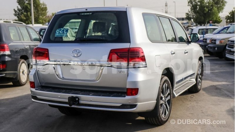 Big with watermark toyota land cruiser maseru import dubai 16602