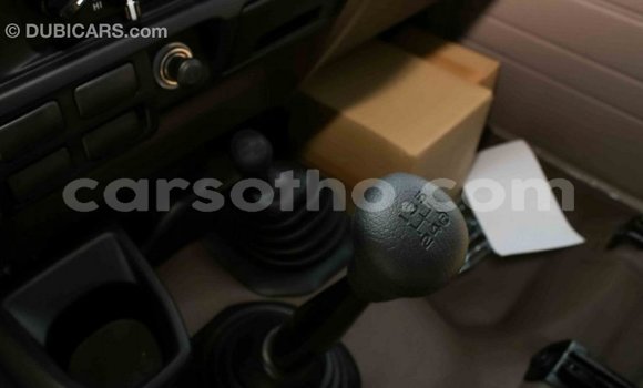 اشتري Imported Toyota Land Cruiser Beige سيارة في Import - Dubai في Maseru اشتري Imported Toyota Land Cruiser Beige سيارة في Import - Dubai في Maseru