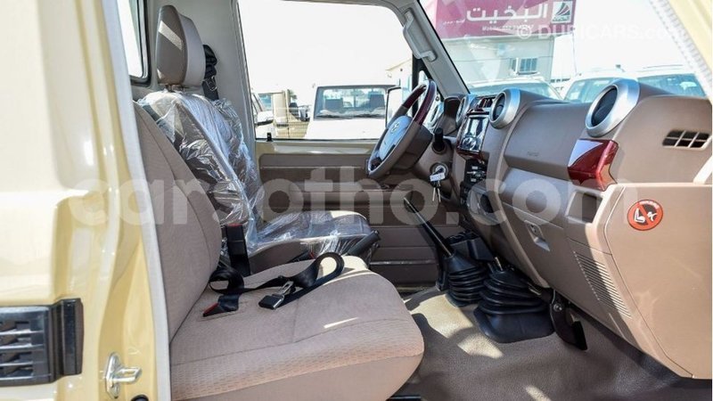 Big with watermark toyota land cruiser maseru import dubai 16604