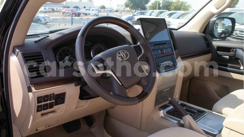 Big with watermark toyota land cruiser maseru import dubai 16605