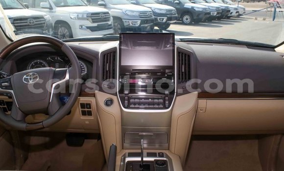 اشتري Imported Toyota Land Cruiser Black سيارة في Import - Dubai في Maseru اشتري Imported Toyota Land Cruiser Black سيارة في Import - Dubai في Maseru