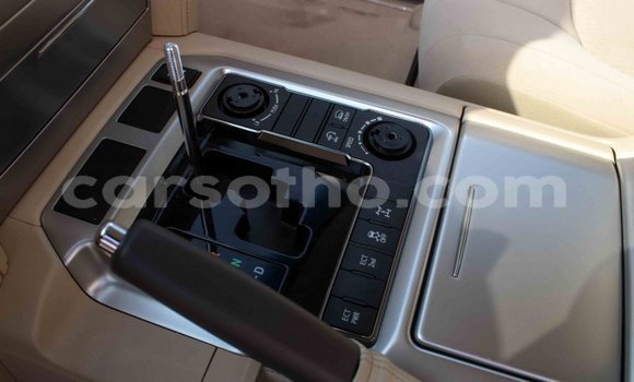 اشتري Imported Toyota Land Cruiser Black سيارة في Import - Dubai في Maseru اشتري Imported Toyota Land Cruiser Black سيارة في Import - Dubai في Maseru