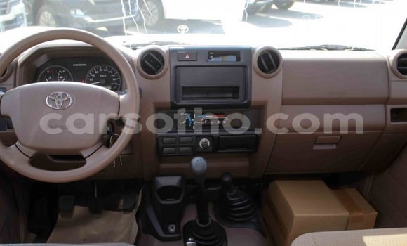 اشتري Imported Toyota Land Cruiser Beige سيارة في Import - Dubai في Maseru اشتري Imported Toyota Land Cruiser Beige سيارة في Import - Dubai في Maseru