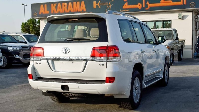 Big with watermark toyota land cruiser maseru import dubai 16609